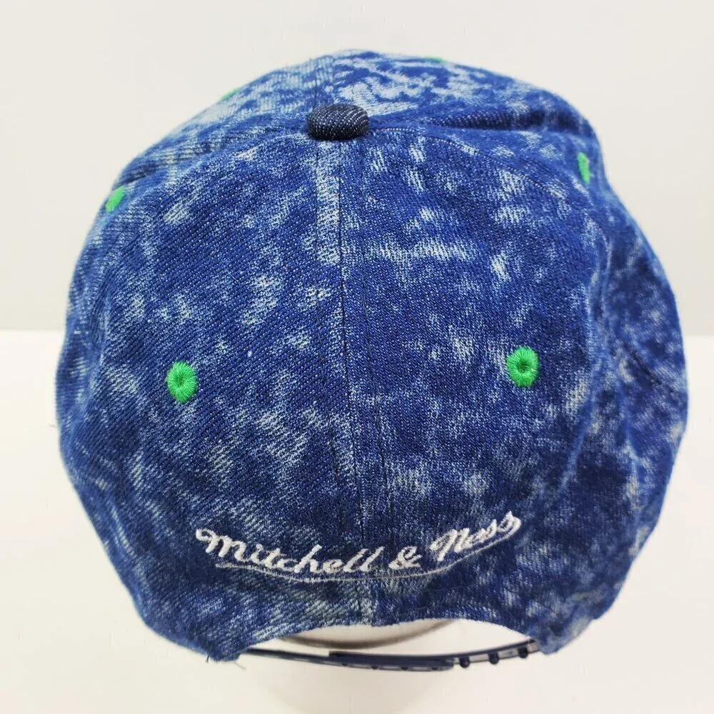 Boston Celtics Snapback Hat Mitchell Ness Hardwood Classics Embroidered